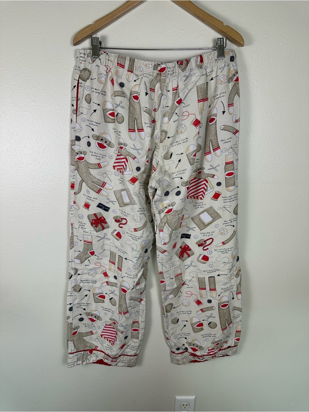 NICK & NORA Women L Comfy How To Make A Sock Monkey Cotton Flannel Pajama Set - Picture 6 of 6